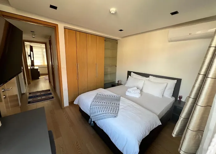 Visit Point- Old Town * Sarajevo