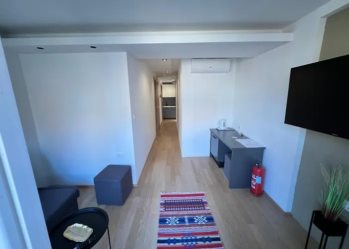 Visit Point- Old Town