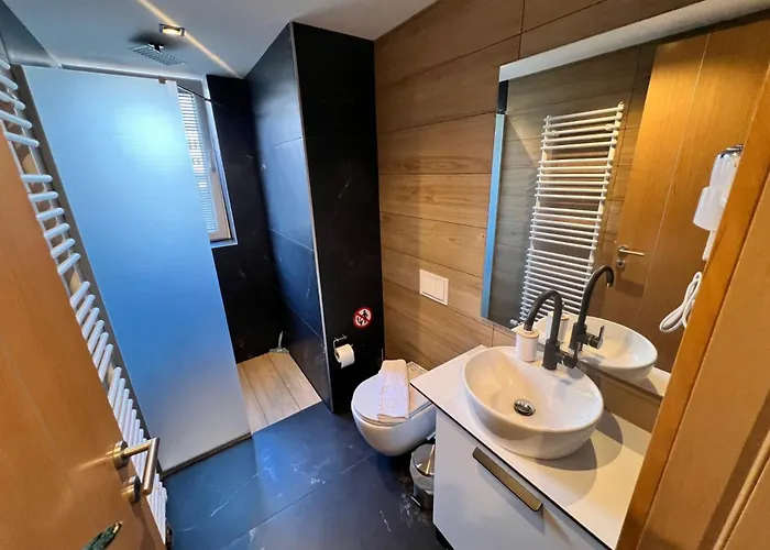 Visit Point- Old Town *